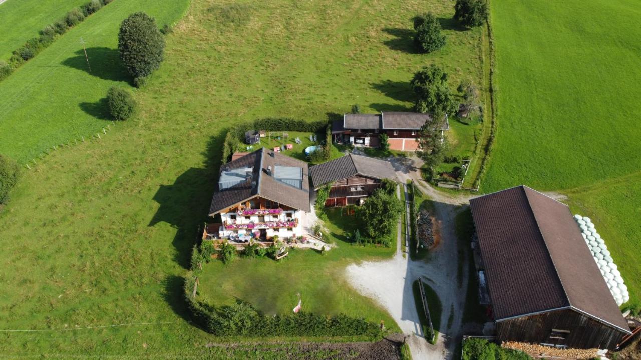 Ferienwohnungen Behamhof Neukirchen am Grossvenediger Luaran gambar