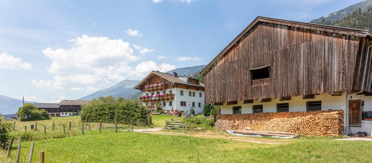 Ferienwohnungen Behamhof Neukirchen am Grossvenediger Luaran gambar