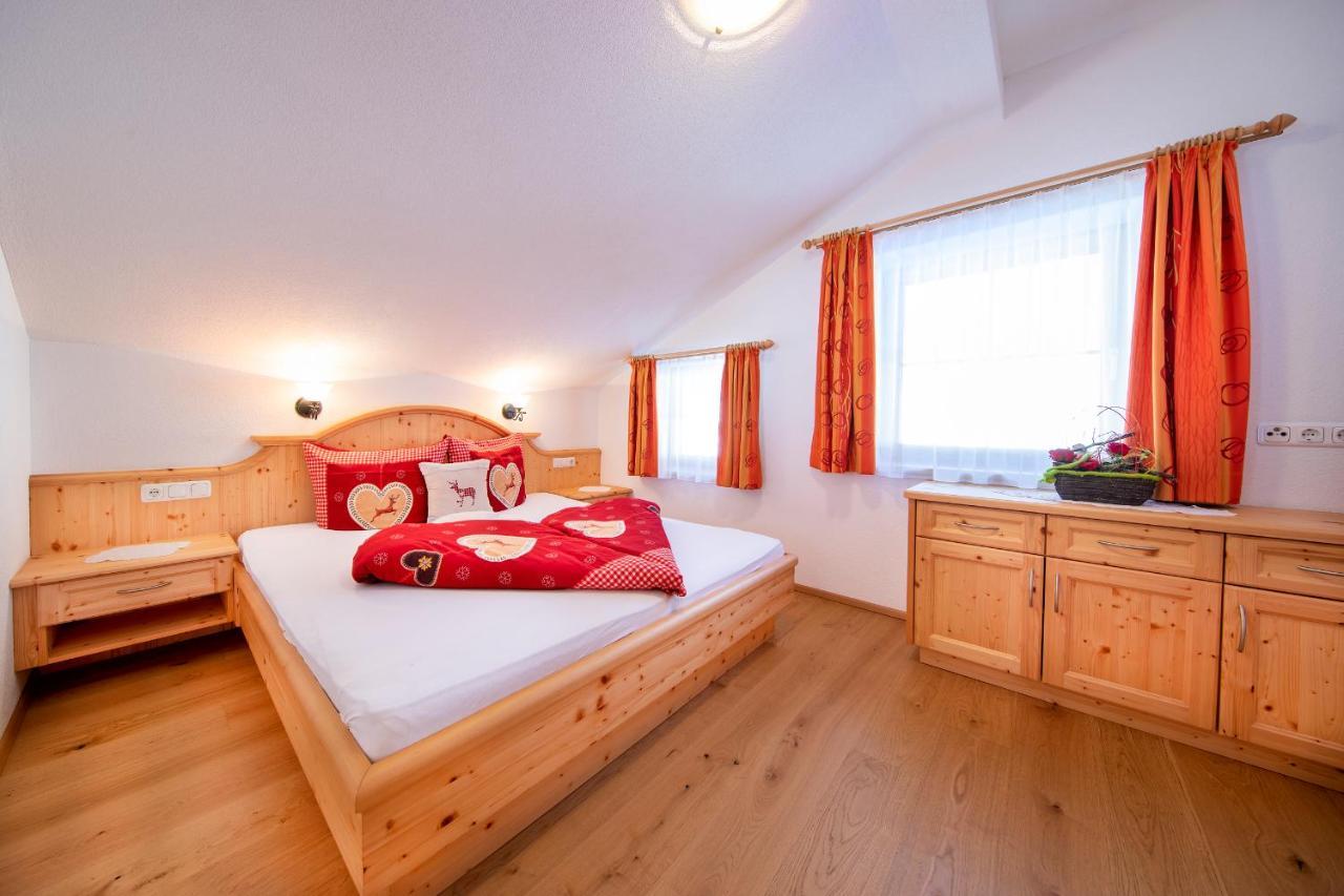 Ferienwohnungen Behamhof Neukirchen am Grossvenediger Luaran gambar